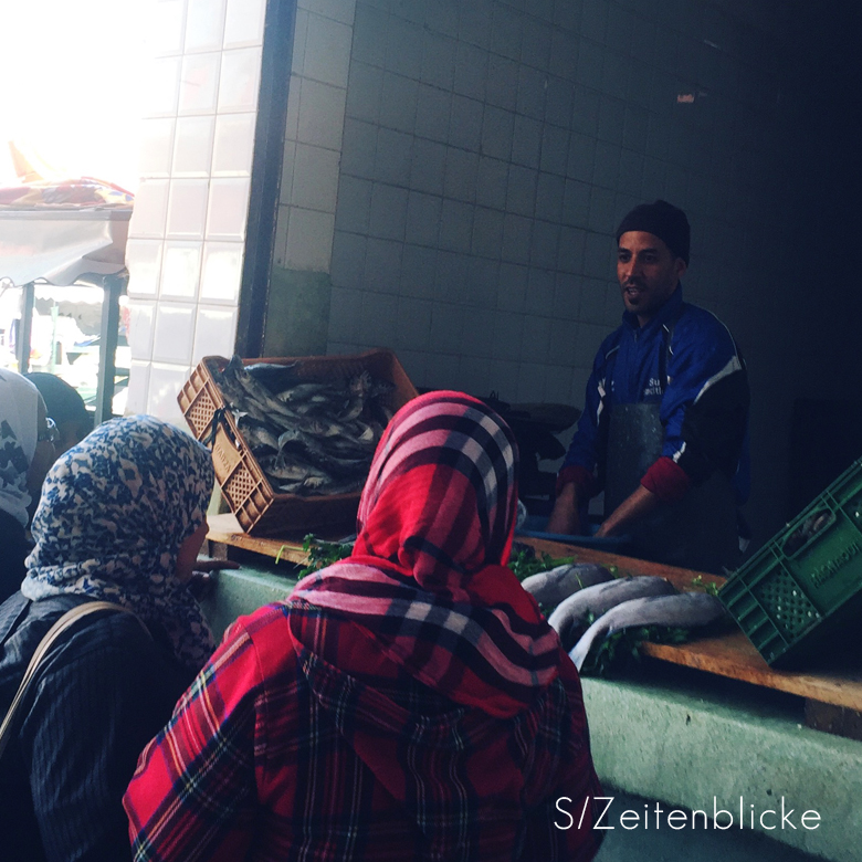 Straßenleben und Streetfood in Marrakech