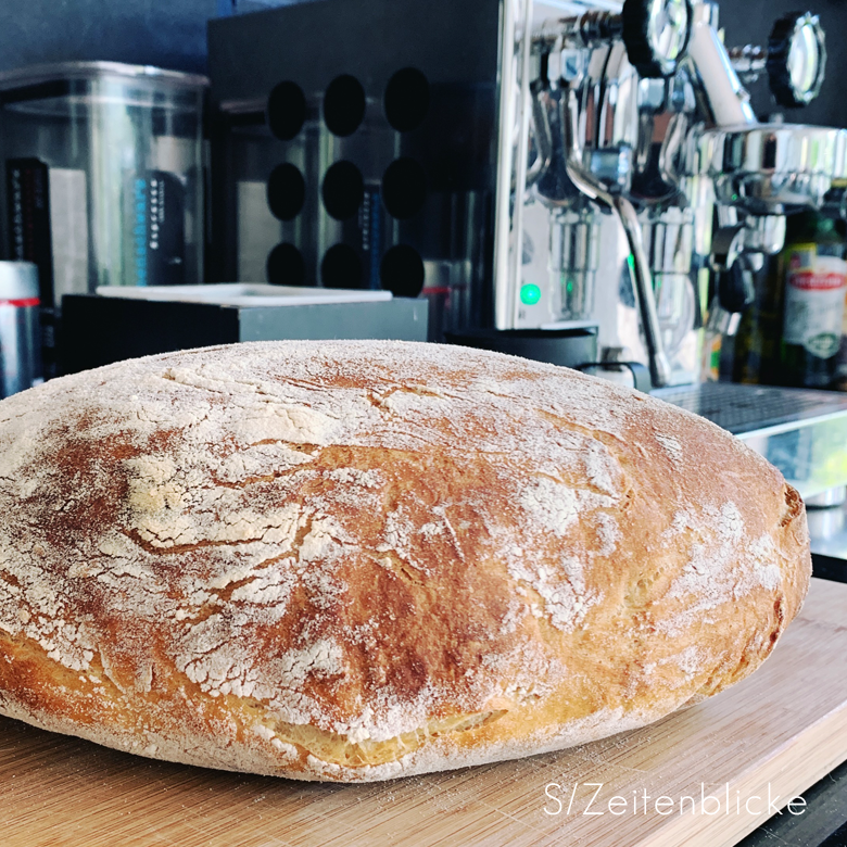 Mein einfaches Landbrot mit selbstgemachtem Sauerteig - S/Zeitenblicke